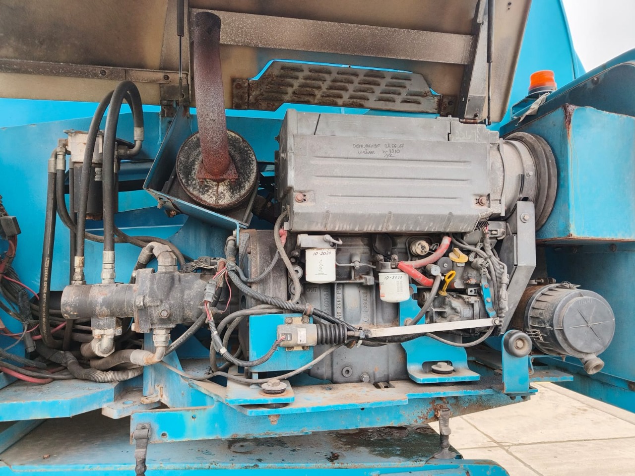 Sold - Articulated Boom Lift - View 3